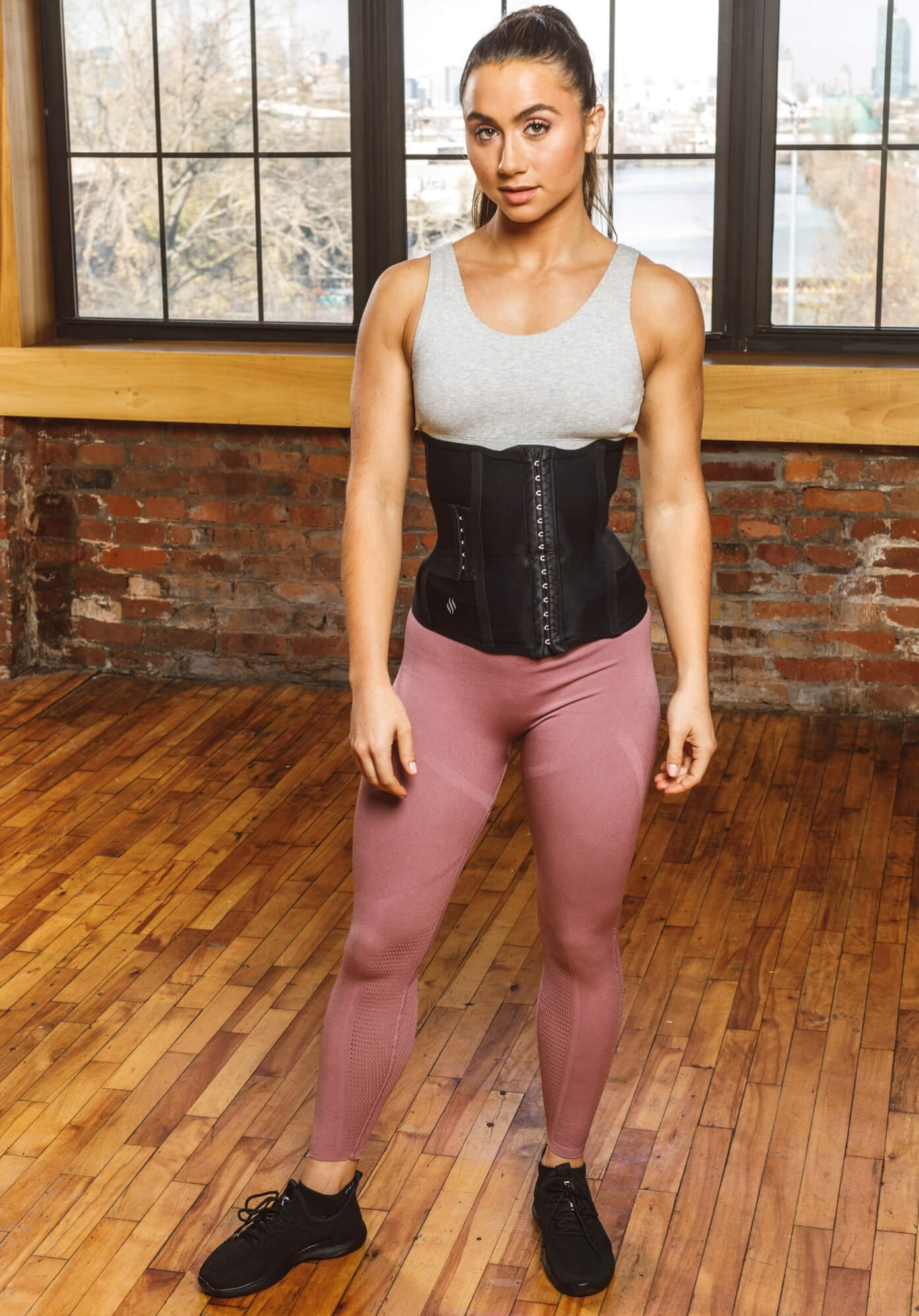Best High Quality Sweat Workout Black Belt for Women - Waist Trainer –  Slimstarrwaisttrainers