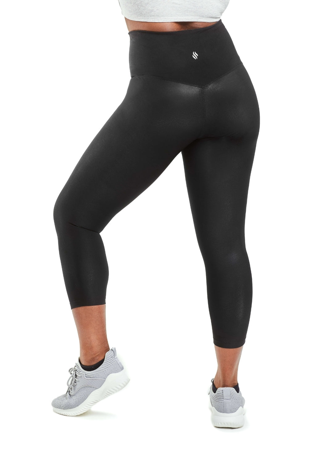 NWT SPANX Cinch It Hoodie Jacket Exercise Yoga 1219 Black Small Slimming  R.$148